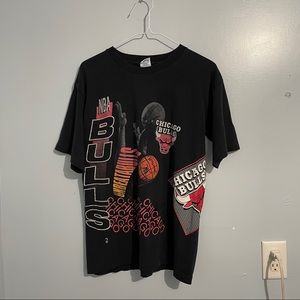 Vintage single stitched 1991 Chicago Bulls tshirt